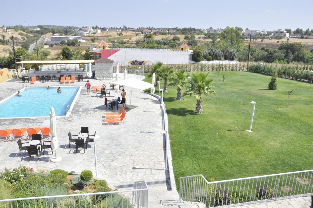 Hotel Philoxenia Thebes Zewnętrze zdjęcie